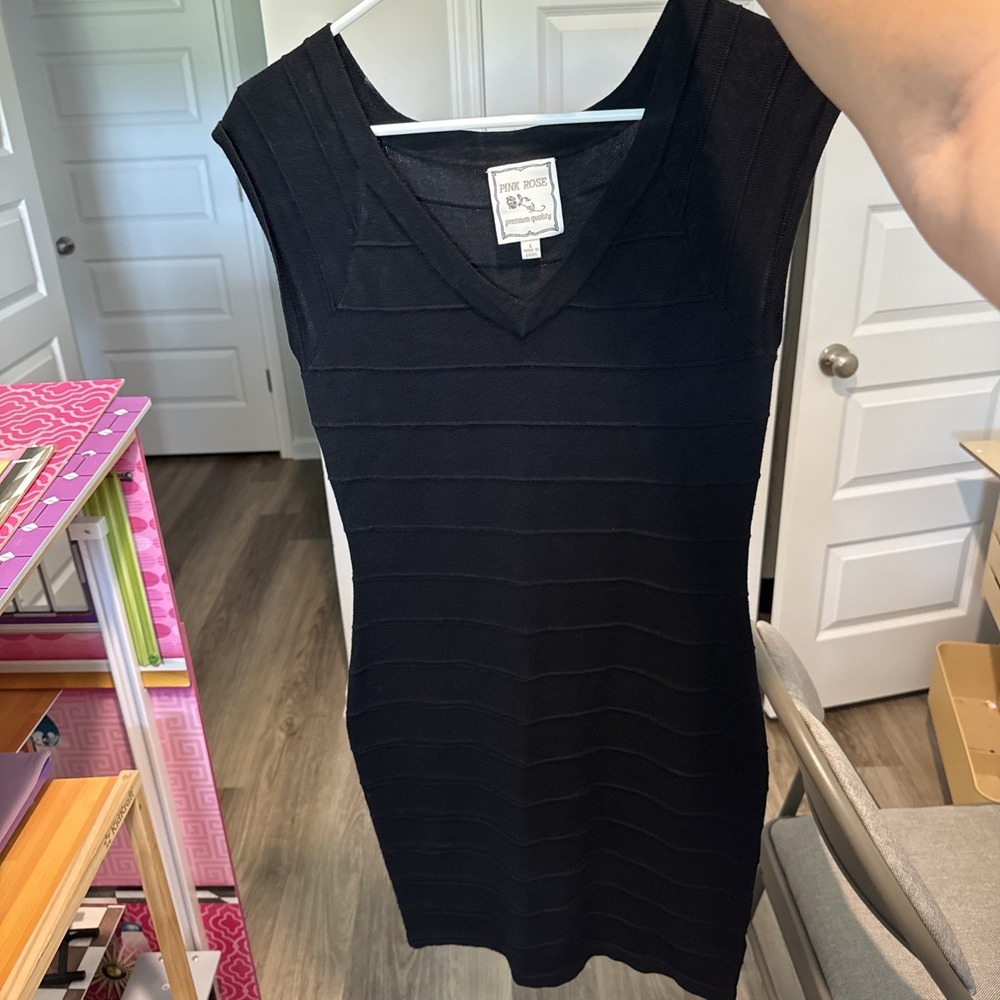 Pink Rose Black Fitted Sheath Dress-Large
